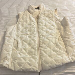 Jane Ashley Quilted white Vest